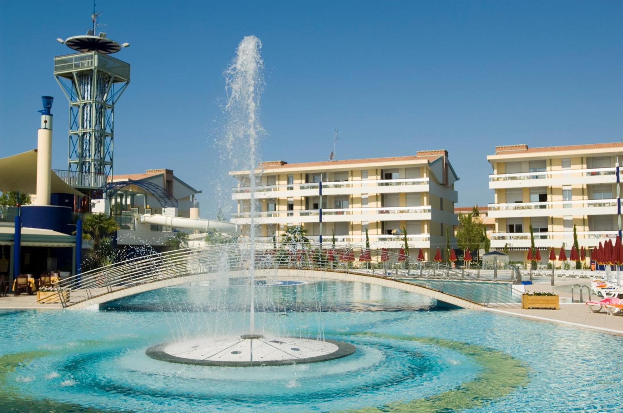 Villaggio Planetarium Resort Bibione Exteriör bild