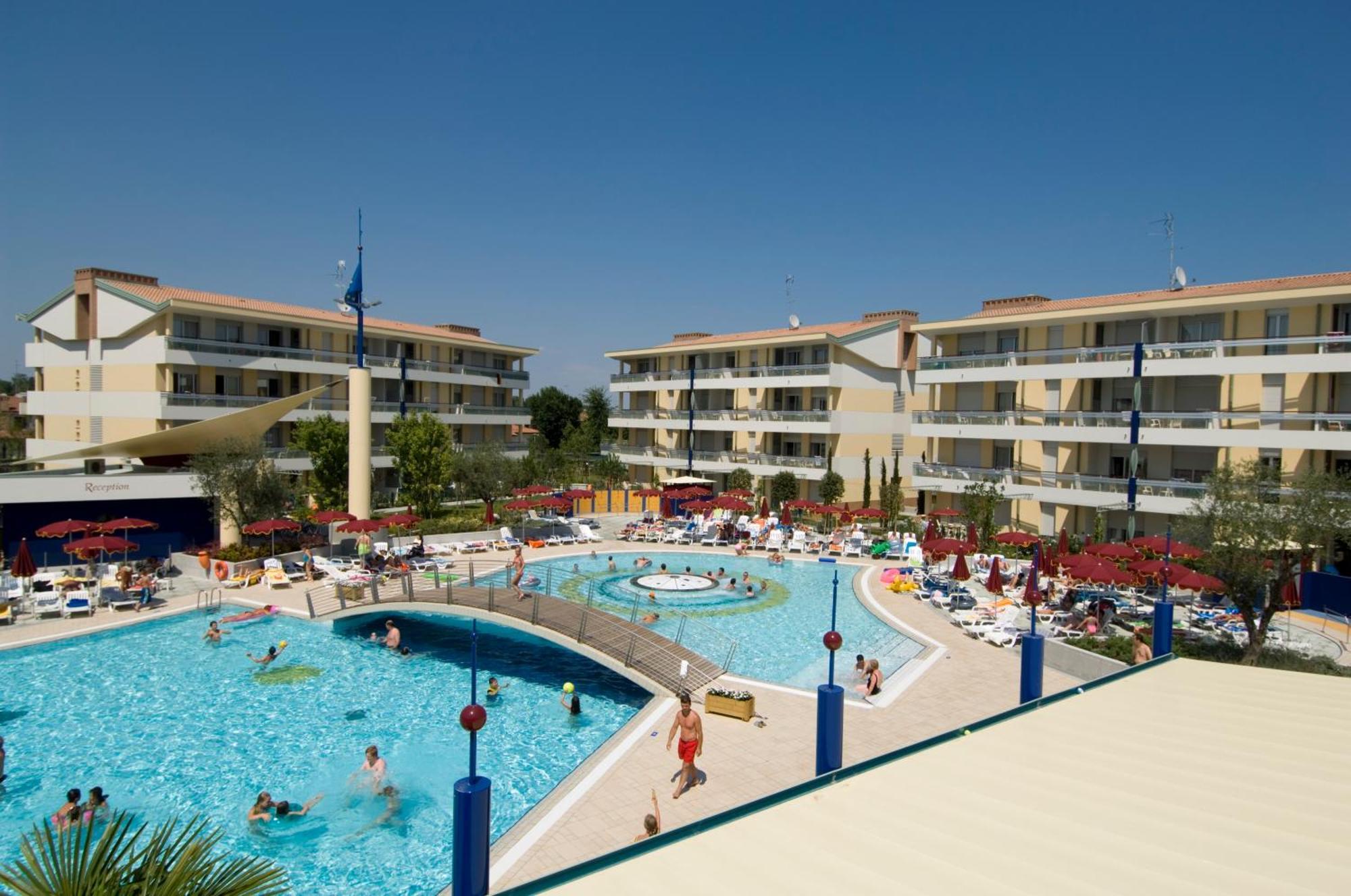 Villaggio Planetarium Resort Bibione Exteriör bild