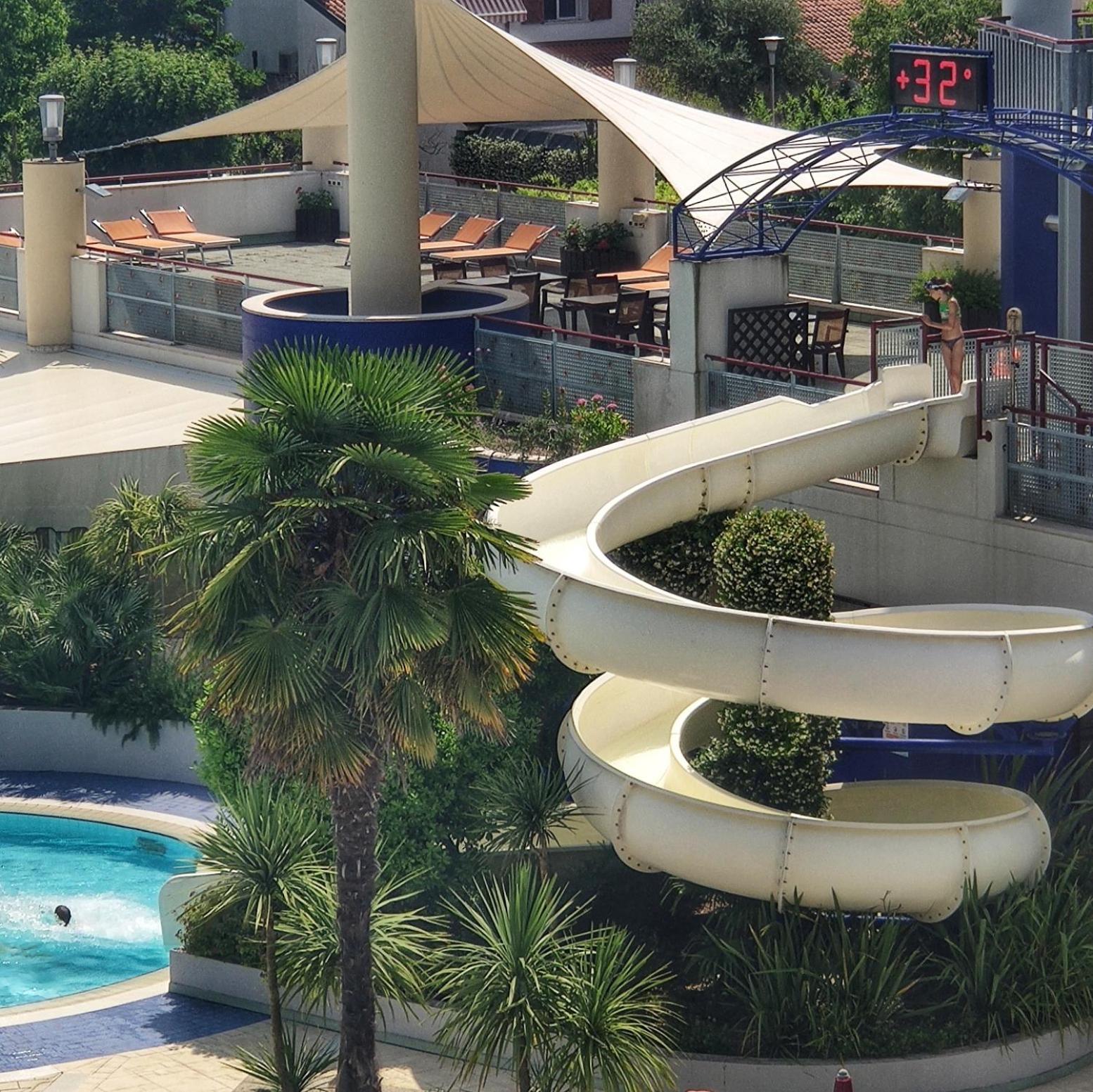 Villaggio Planetarium Resort Bibione Exteriör bild